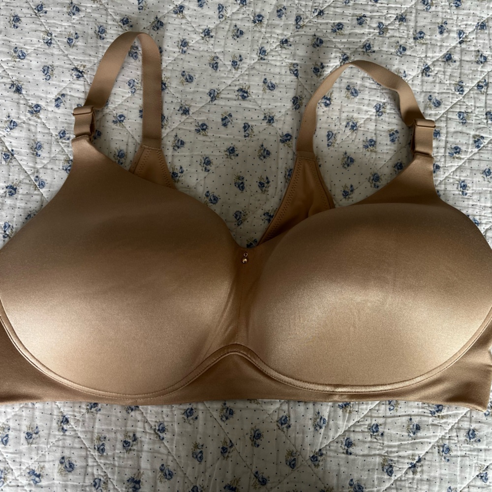 Cacique Wireless Bra- Nude 42DD